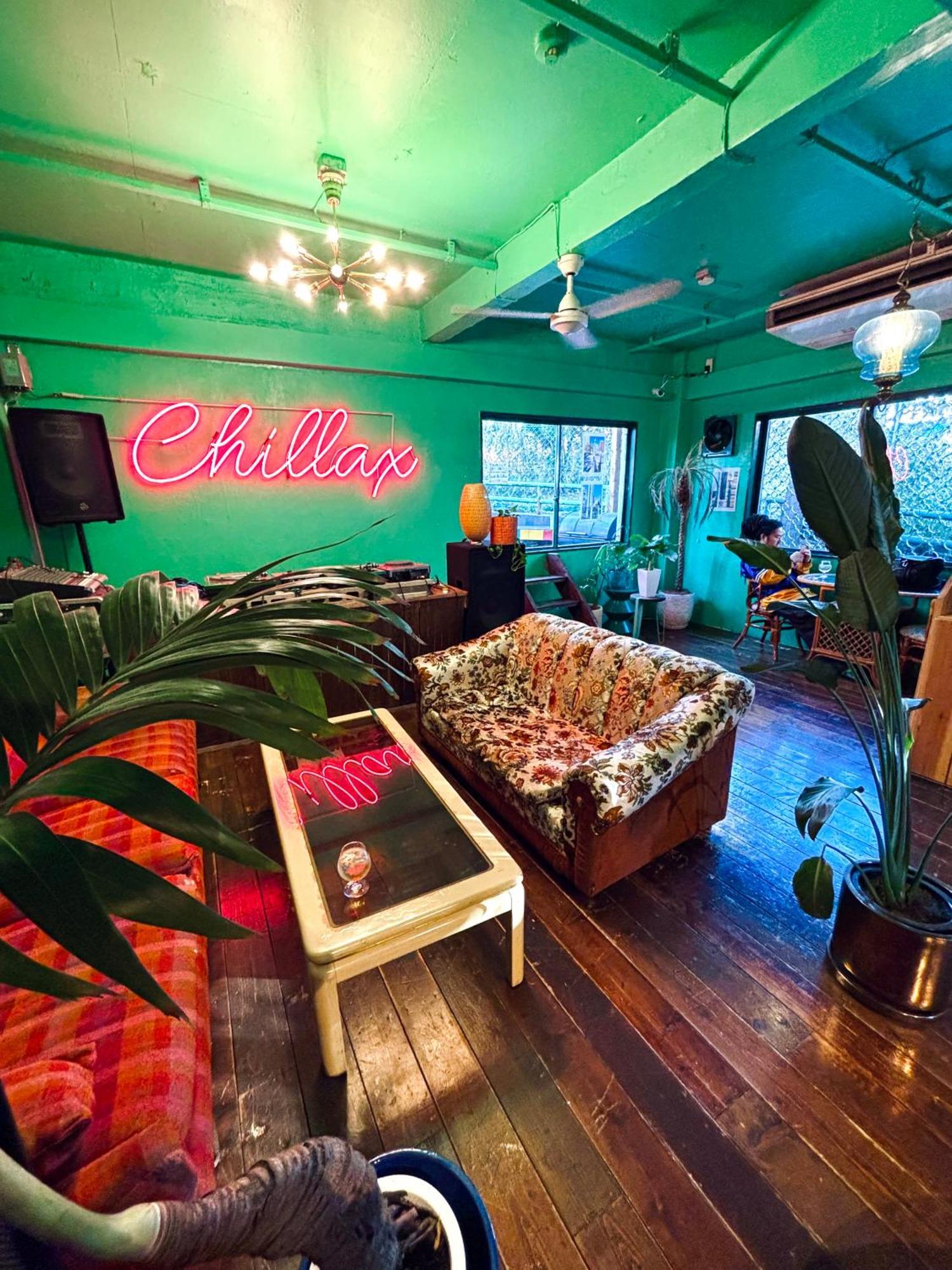 Hostel Chillax Osaka Exterior photo